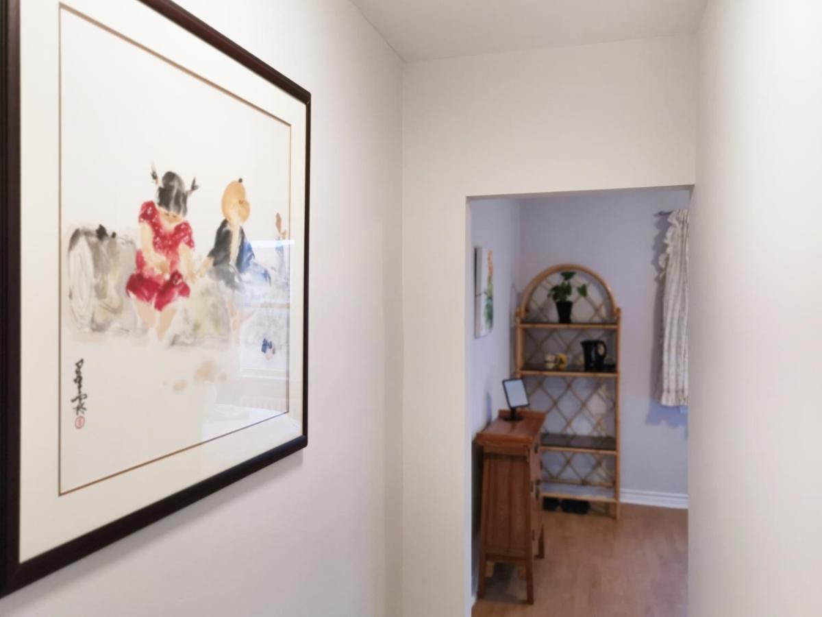 Cozy Private Rm Heart Of North York Free Parking Full Kitchen Close To Downtown Apartamento Toronto Exterior foto